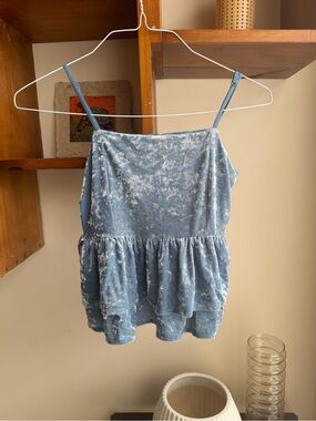 American Eagle Crushed Velvet Ruffle Tank Top (Blue | Small)